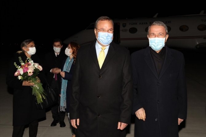 Milli Savunma Bakanı Akar Romanya’ya Gitti