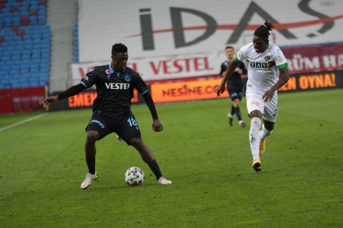 Süper Lig: Trabzonspor: 1 - Aytemiz Alanyaspor: 3 (Maç Sonucu)