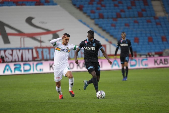 Süper Lig: Trabzonspor: 1 - Aytemiz Alanyaspor: 3 (Maç Sonucu)