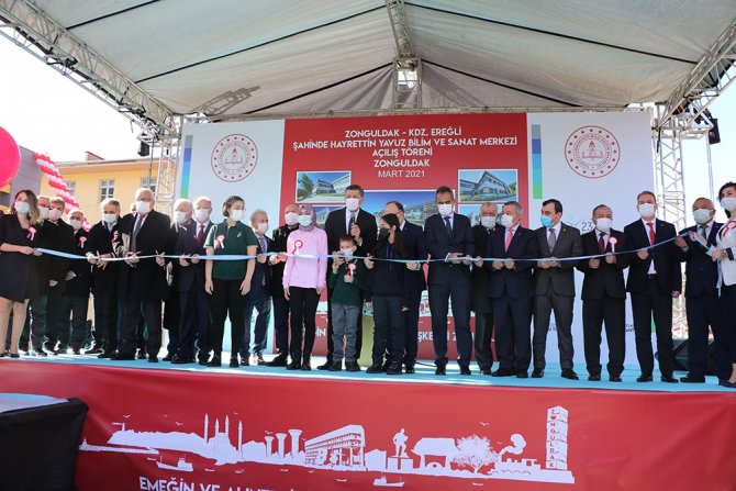 Milli Eğitim Bakanı Ziya Selçuk, "Bilim Sanat Merkezlerine Çok Özel Yatırımlar Yapıyoruz"