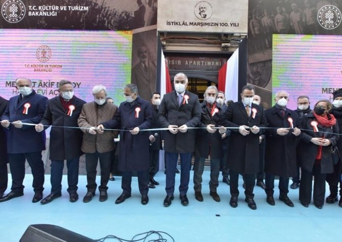 Beyoğlu İstiklal Caddesi’ndeki “Mehmet Akif Ersoy Hatıra Evi” Ziyarete Açıldı