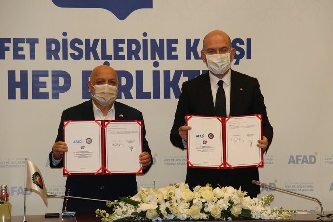 Bakan Soylu: “2 Milyon 496 Bin 673 Vatandaşımıza Yüz Yüze Afet Farkındalık Eğitimi Verdik”