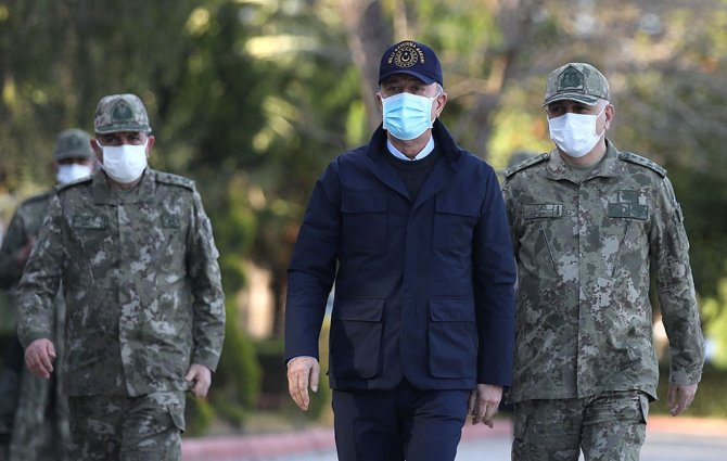 “Yunanistan’la Görüşmeler Devam Ediyor, Yapıcı Yaklaşımlarımıza Rağmen Tacizlerle Karşılıyoruz”