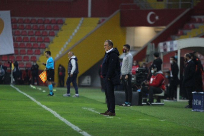 Süper Lig: Kayserispor: 0 - Galatasaray: 1 (İlk Yarı)