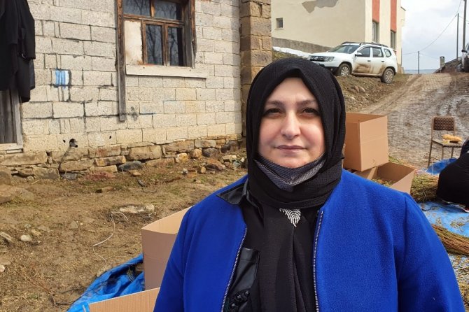 Kadınlar Üretti, Kadınlar İhraç Etti