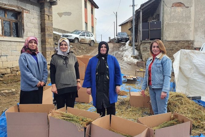 Kadınlar Üretti, Kadınlar İhraç Etti