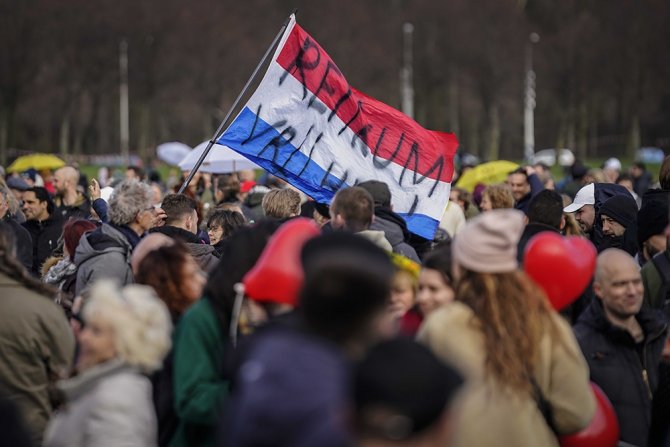 Hollanda’da Genel Seçim Öncesi Hükümet Karşıtı Protesto