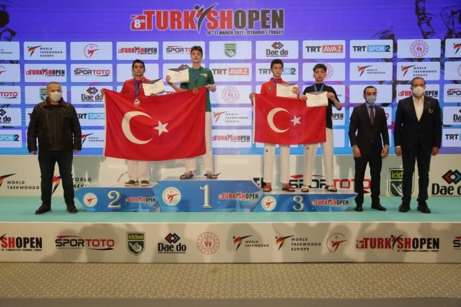 Tuskih Open’da Genç Taekwondoculardan 24 Madalya