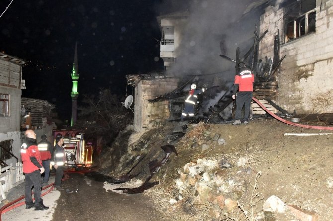 Gümüşhane’de Ev Yangını