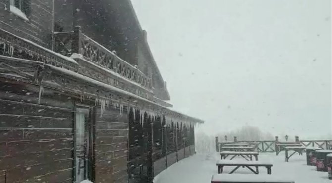Uludağ’da Kar Yağışı Başladı