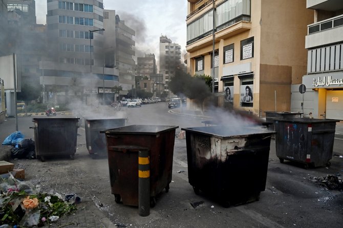 Lübnan’da Ekonomik Kriz Protestoları Sürüyor