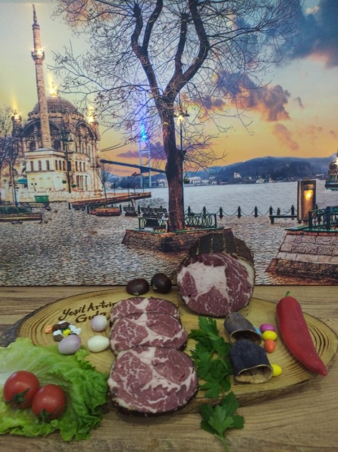 İsli Kuru Et Kültürünü Artvin’de Tanıtmaya Çalışıyor