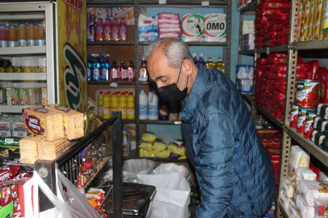 Adına Türkülerin Yazıldığı ’Bakkal Amca’ Yok Oluyor
