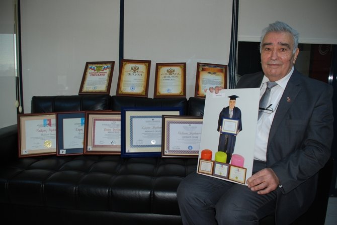 Alzheimer’a Savaş Açtı, 81 Yaşında 6. Üniversitesini Okuyor