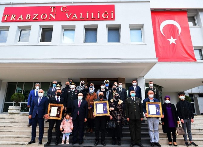 Trabzon’da Devlet Övünç Madalyası Ve Beratı Tevcih Töreni Düzenlendi