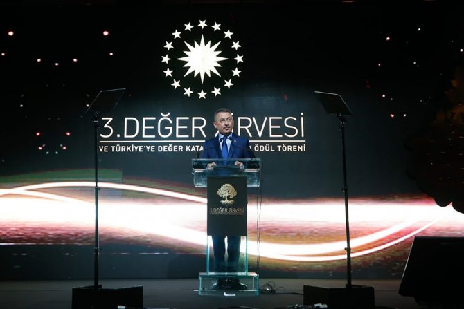 Cumhurbaşkanı Yardımcısı Oktay: "Büyüme Oranımız Başarımızın En Somut Göstergesidir"
