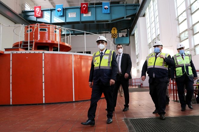 Bakan Dönmez, 65 Yıllık Hidroelektrik Santralinde
