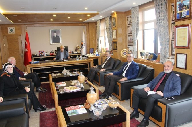 Ak Parti’den Avrasya Üniversitesi’ne Ziyaret