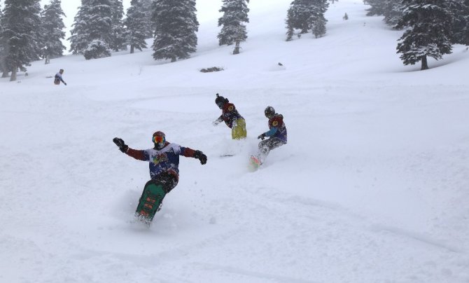 Snowboard Tutkunlarının Yeni Gözdesi Sahara Milli Parkı
