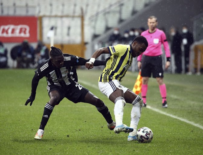 Süper Lig: Beşiktaş: 0 - Fenerbahçe: 0 (İlk Yarı)