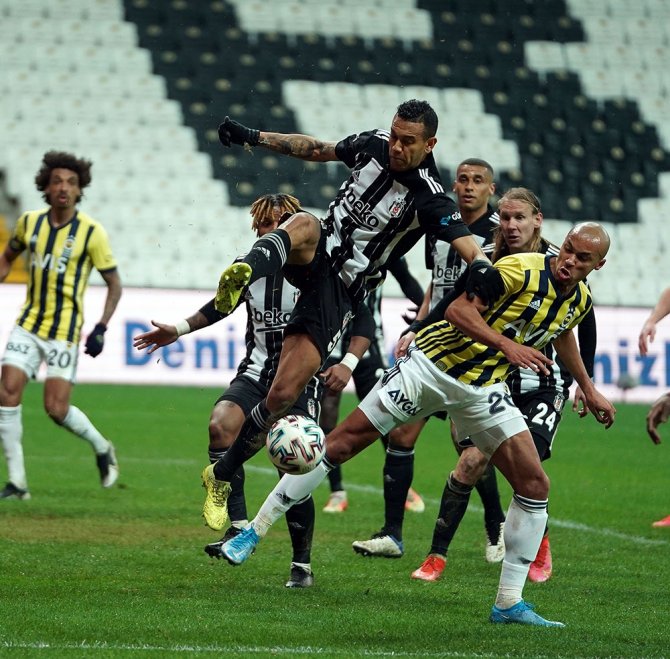 Süper Lig: Beşiktaş: 1 - Fenerbahçe: 1 (Maç Sonucu)