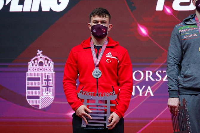Millilerden Budapeşte’de 6 Madalya, 4 Olimpiyat Kotası