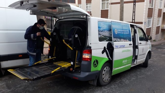 Giresun Belediyesi Tarafından Evde Bakım Hizmeti Veriliyor