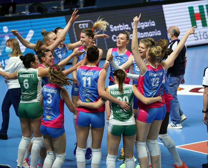Galatasaray, Kadınlar Cev Kupası Finali Rövanşında Saugella Monza’ya İki Set Verdi Ve Kupada İkinci Oldu