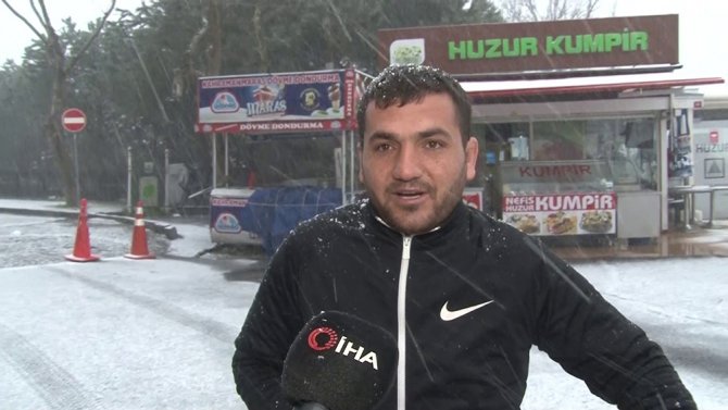 Mart Ayında Yağan Kara Esnaf Hem Sevindi Hem Şaşırdı