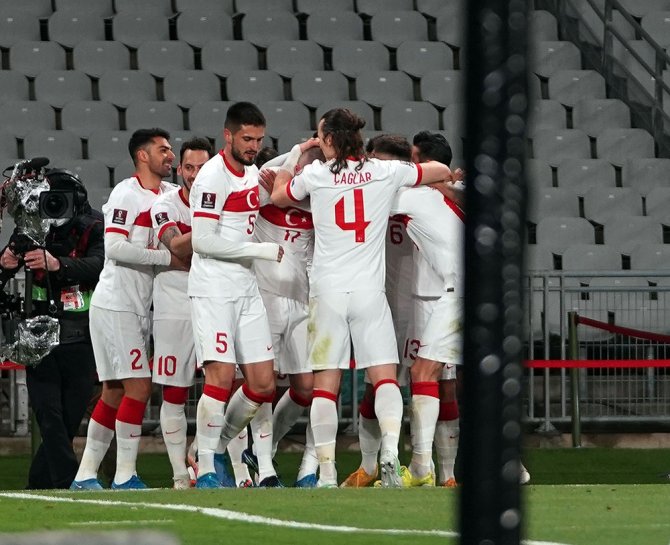 2022 Fıfa Dünya Kupası Elemeleri: Türkiye: 2 - Hollanda: 0 (İlk Yarı)