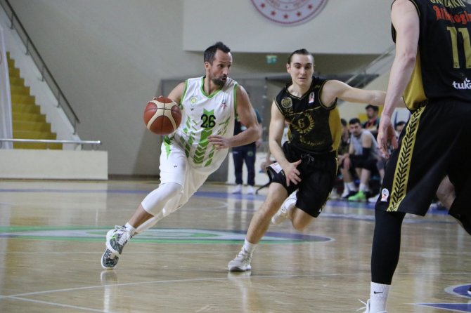 Manisa Derbisinde Kazanan Manisa Bbsk