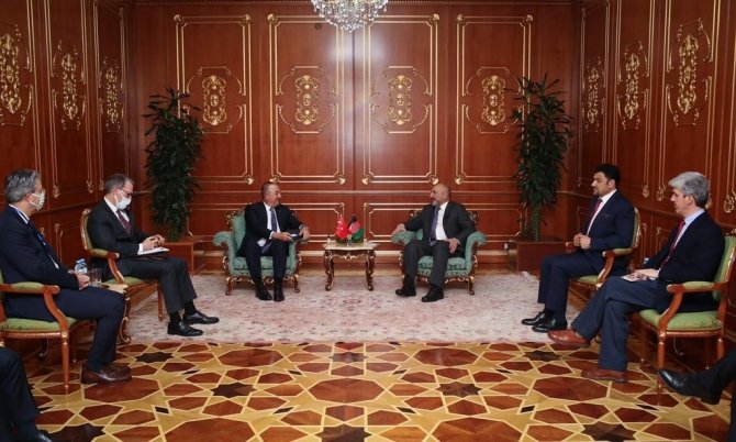 Bakan Çavuşoğlu, Afganistanlı Mevkidaşı Atmar İle Görüştü