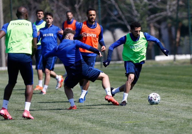 Trabzonspor, Bir Günlük İznin Ardından Sivasspor Maçı Hazırlıklarına Başladı