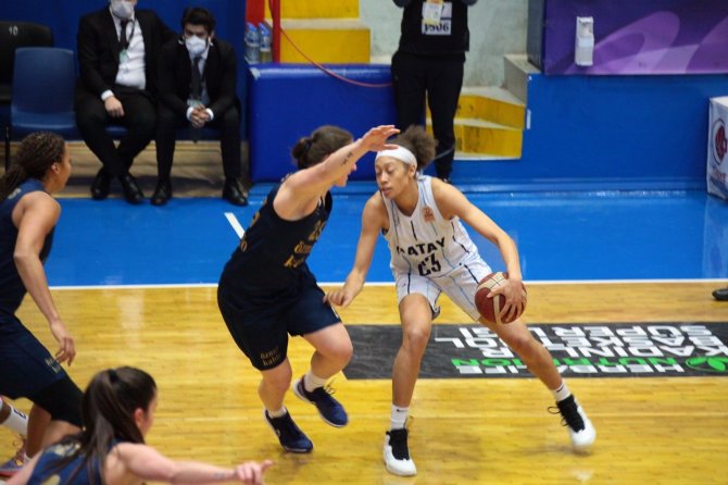 Kadınlar Basketbol Ligi: Hatay Büyükşehir Belediyespor: 70 - Fenerbahçe Öznur Kablo: 91