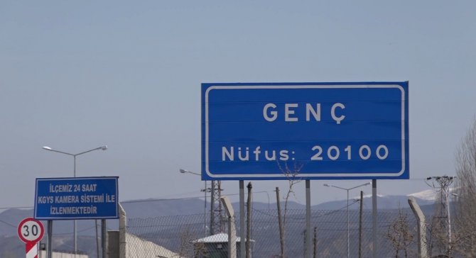 Gizemli Hayırsever Bakkal Bakkal Gezip, Veresiye Defterlerindeki Borçları Ödedi