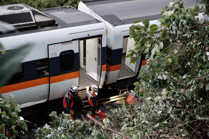 Tayvan’daki Tren Kazasında Can Kaybı 51’e Yükseldi