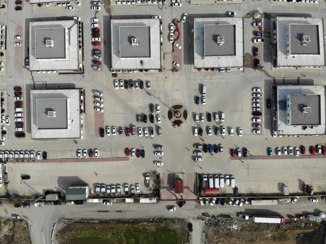 2. El Otoda Satışlar Bıçak Gibi Kesildi