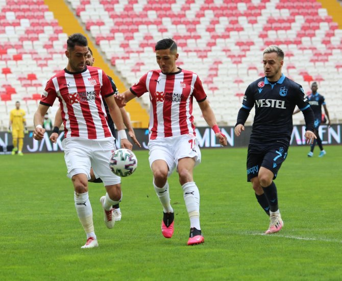 Süper Lig: Dg Sivasspor: 0 - Trabzonspor: 0 (Maç Sonucu)