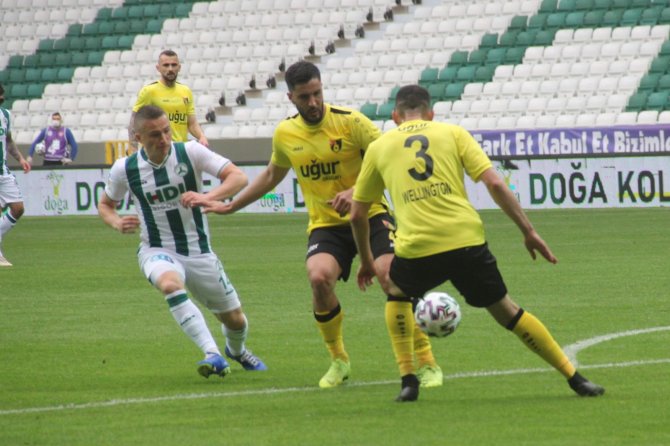 Tff 1. Lig: Gzt Giresunspor: 0 - İstanbulspor: 0 (İlk Yarı)
