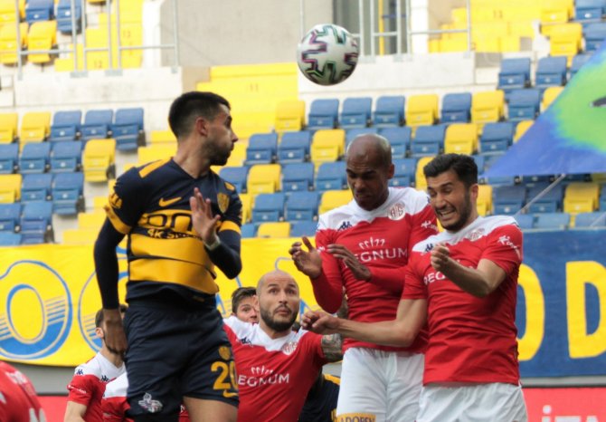 Süper Lig: Mke Ankaragücü: 1 - Fraport Tav Antalyaspor: 0 (Maç Sonucu)
