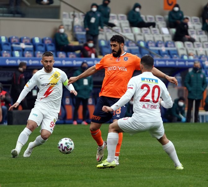 Süper Lig: Medipol Başakşehir: 3 - Yeni Malatyaspor: 1 (Maç Sonucu)