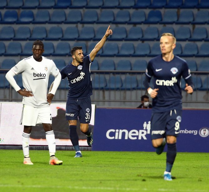 Süper Lig: Kasımpaşa: 1 - Beşiktaş: 0 (İlk Yarı)