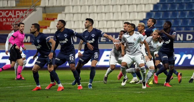 Süper Lig: Kasımpaşa: 1 - Beşiktaş: 0 (Maç Sonucu)