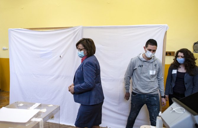 Bulgaristan’da Sandık Çıkış Anketlerine Göre Seçimi Başbakan Borisov’un Partisi Kazandı