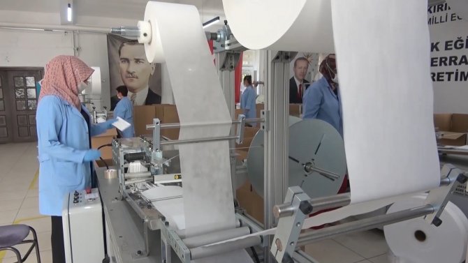 Milli Eğitim Bakanı Selçuk: "Kırıkkale’de 183 Milyon Maske Üretildi"