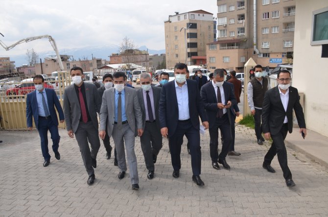 Şırnak’ta Stk’lar, Bildiriye İmza Atan Emekli Amiraller Hakkında Suç Duyurusunda Bulundu
