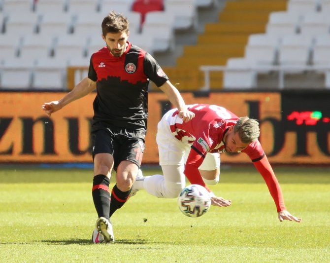 Sivasspor, Evinde Sadece 4 Kez Kazanabildi!