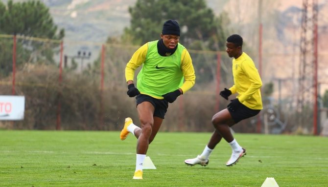 Yeni Malatyaspor’da Fenerbahçe Hazırlıkları Sürüyor