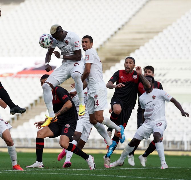 Süper Lig: Fatih Karagümrük: 1 - Atakaş Hatayspor: 0 (Maç Sonucu)