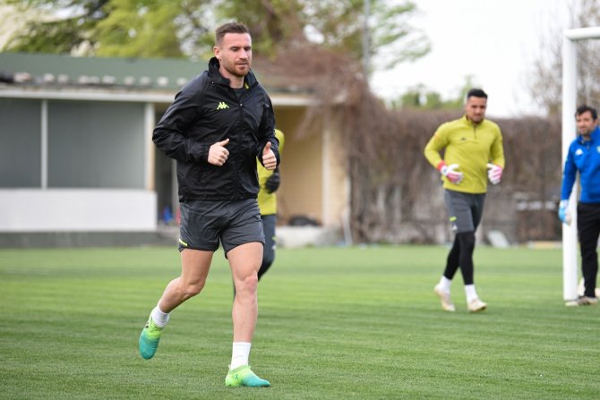 Deplasmandan Dönen Denizlispor, Kasımpaşa Maçına Hazırlanıyor